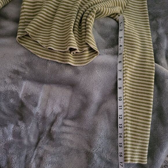 Pacsun LA Hearts Women's Long Sleeve Green/White‎ Cropped Top Small/Medium -H024 - Picture 13 of 15